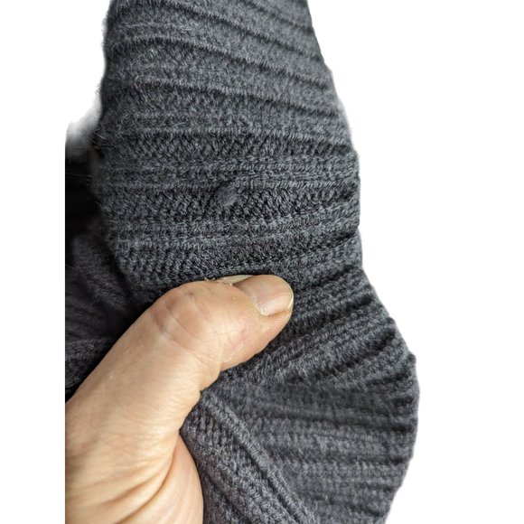 Express Black & White Snowflake Waterfall Cardigan Merino Wool Blend sz M - Picture 6 of 9